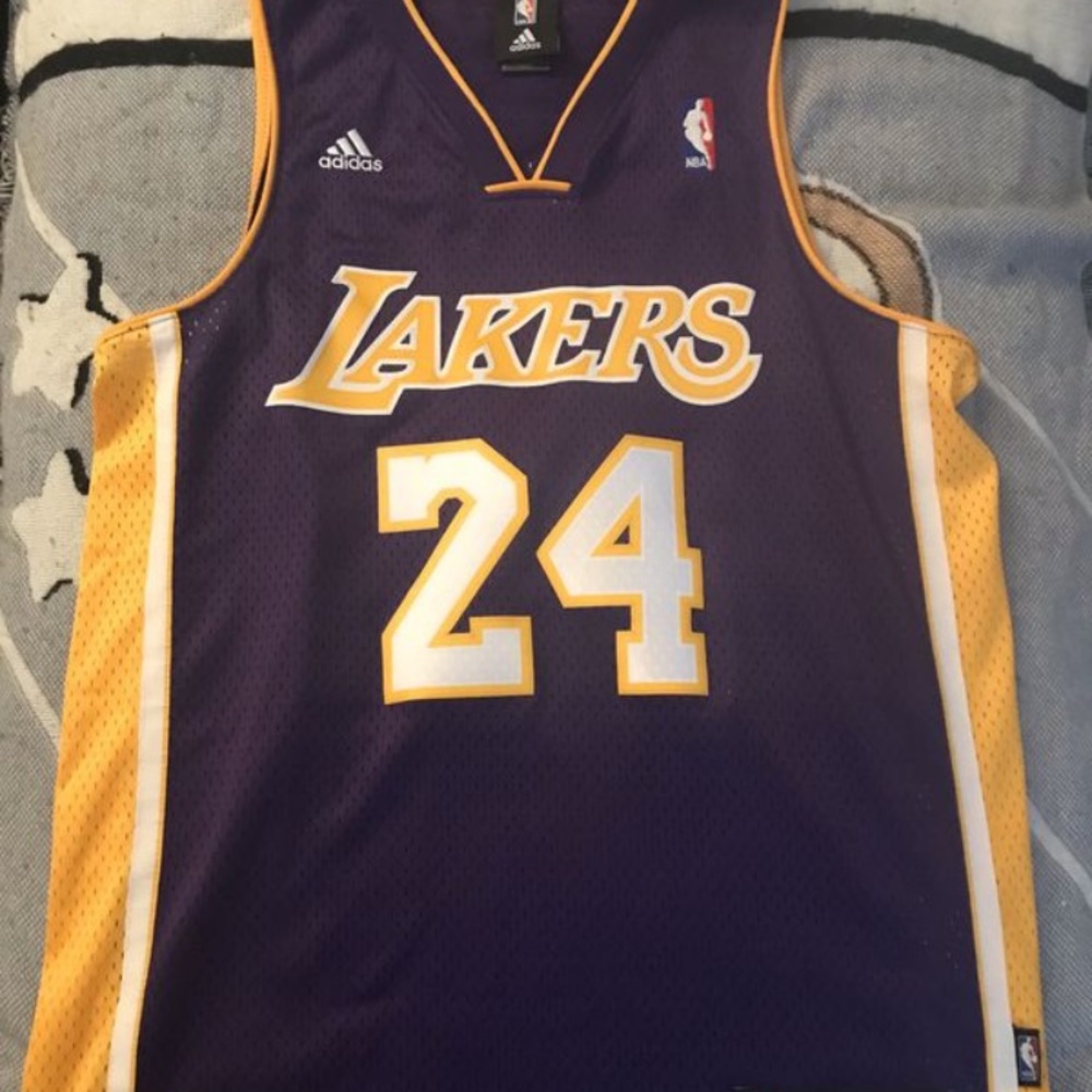 Los Angeles Lakers Kobe Bryant Jersey size small